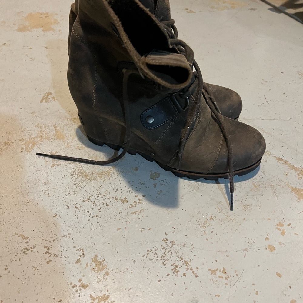 Sorel Joan of Arc Wedge Booties - Picture 3 of 4